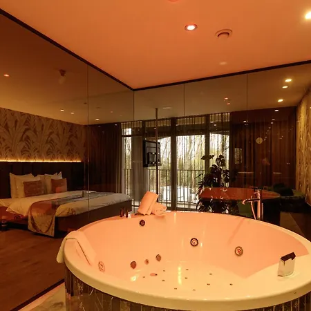 Hotel Der Valk Beveren 4*